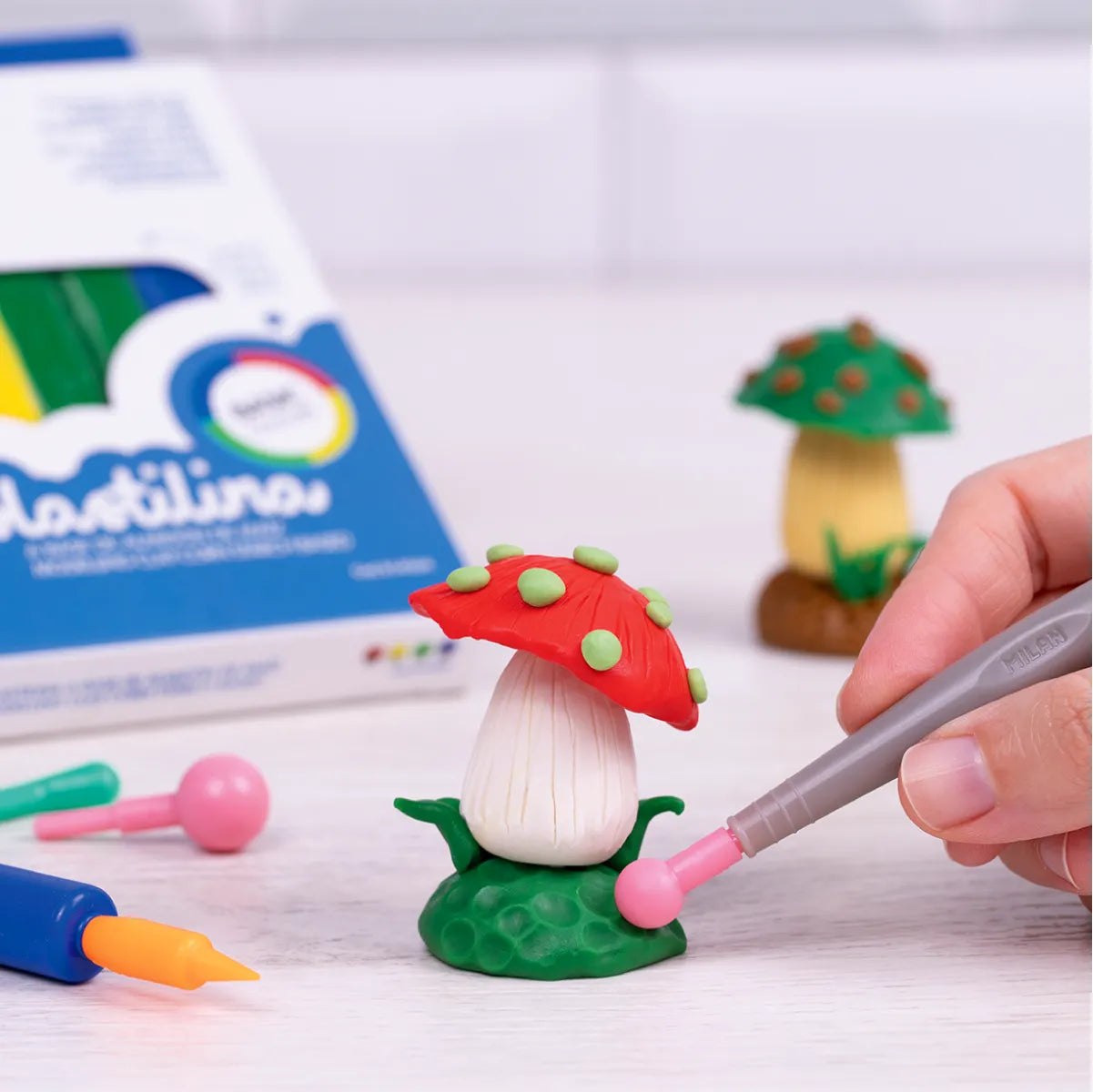 Herramientas para modelar (2 mangos y 8 puntas