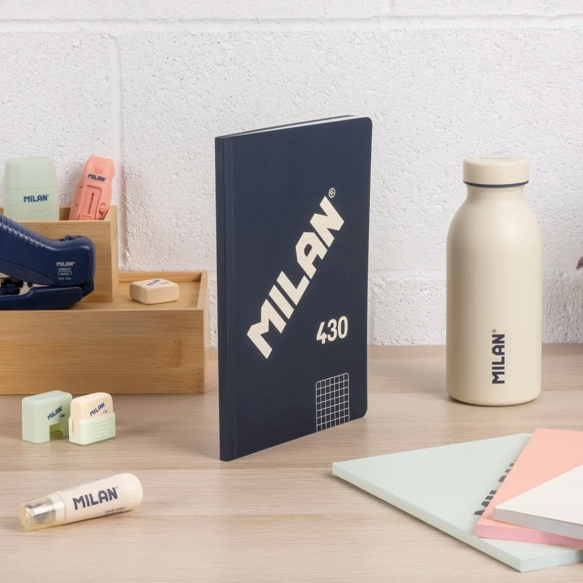 Libreta A5 encolada, papel cuadriculado, 48 hojas de 95 gr/m², 430 since 1918