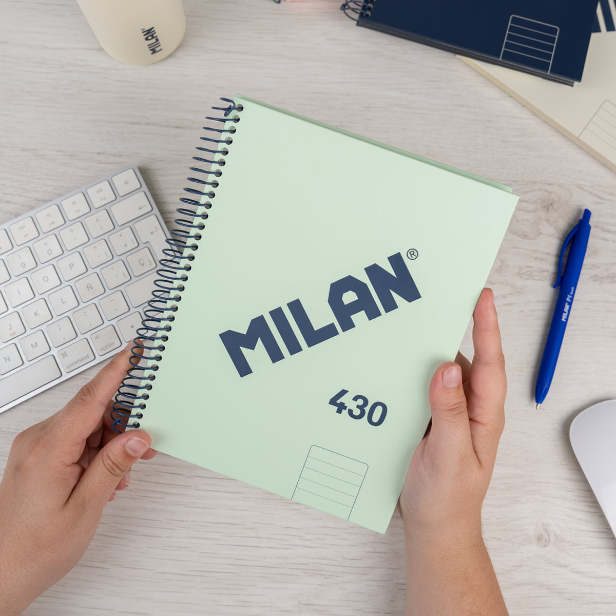 Cuaderno A5 con tapa dura, pauta a líneas 7 mm, 80 hojas de 95 gr/m², 430 since 1918