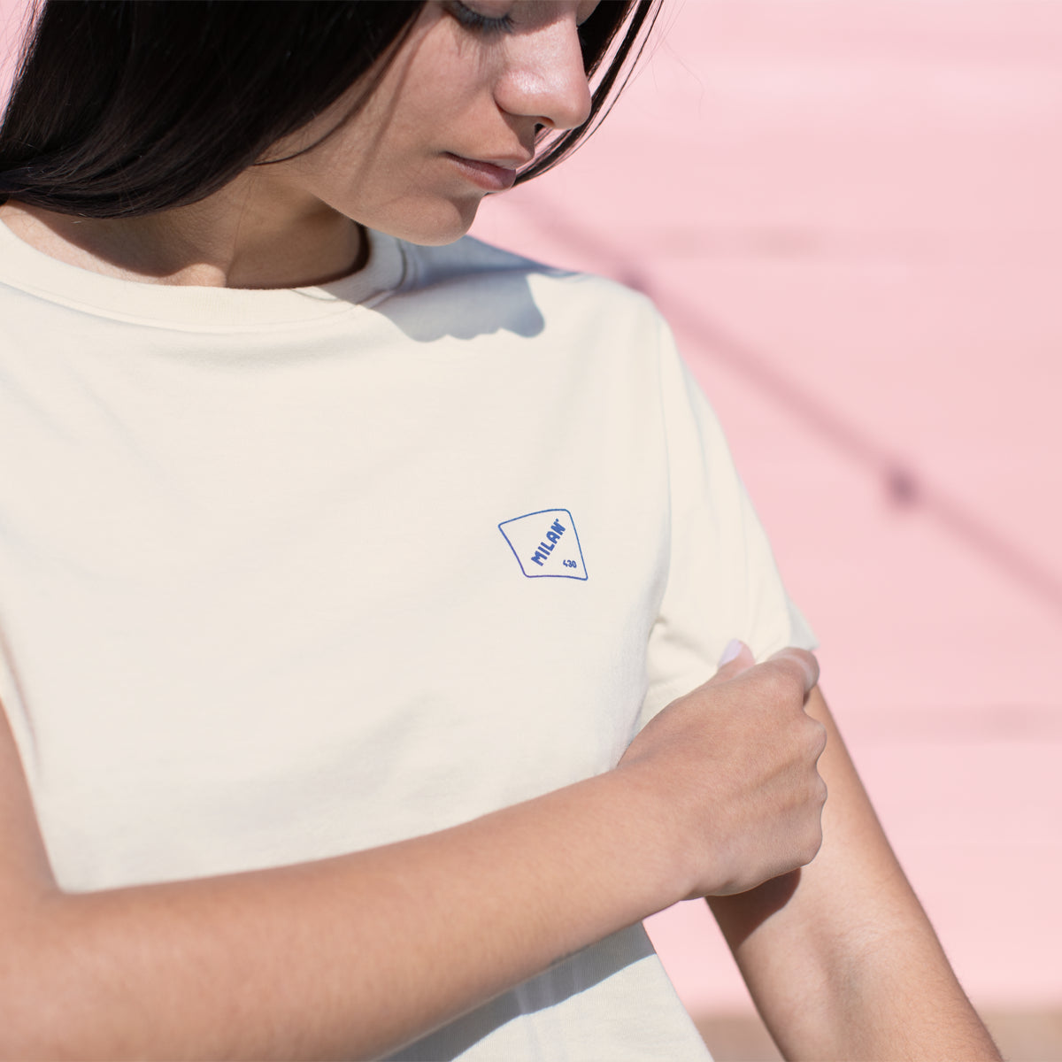 Camiseta mujer Slim Fit 430 since 1918, inspirada en las gomas de borrar MILAN