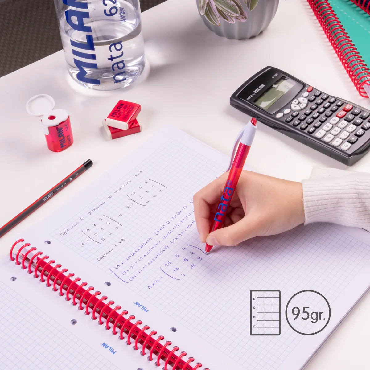 Pack 3 cuadernos A4 con espiral y tapa dura, papel cuadriculado, 80 hojas de 95gr/m², colección MILAN nata® 624 since 1918