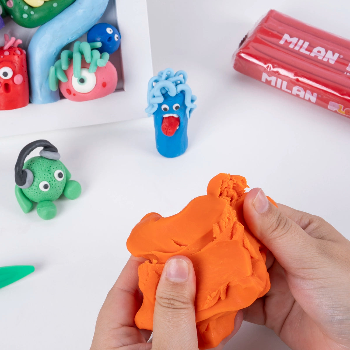 Barra 150 g plastilina color naranja