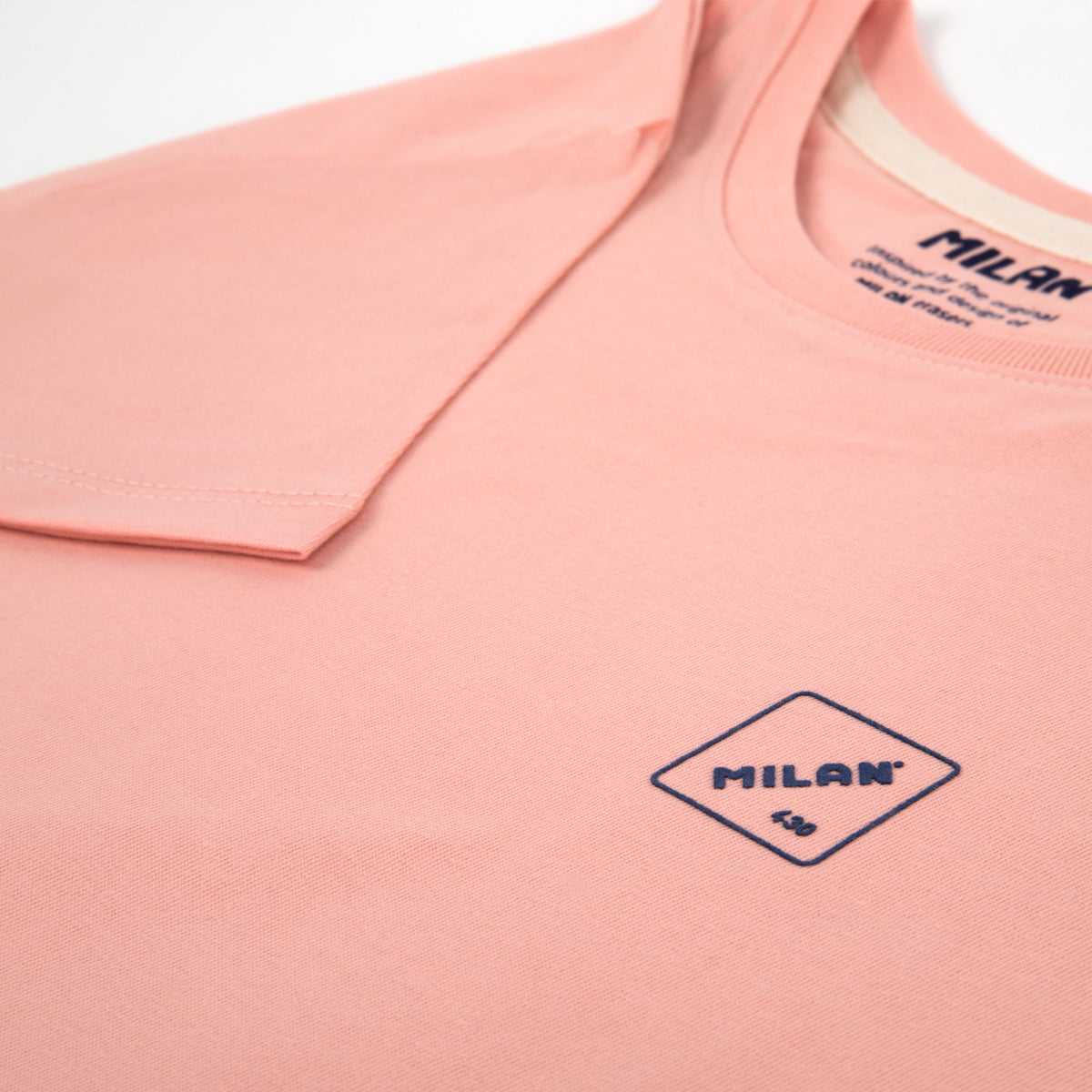 Camiseta mujer Slim Fit 430 since 1918, inspirada en las gomas de borrar MILAN