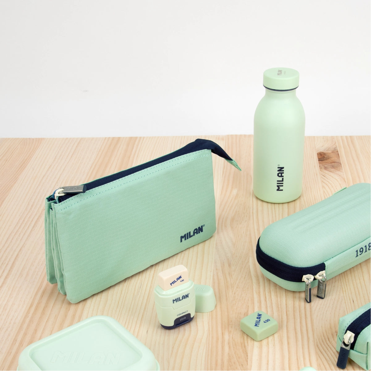 Estuche con 5 compartimentos, 430 since 1918