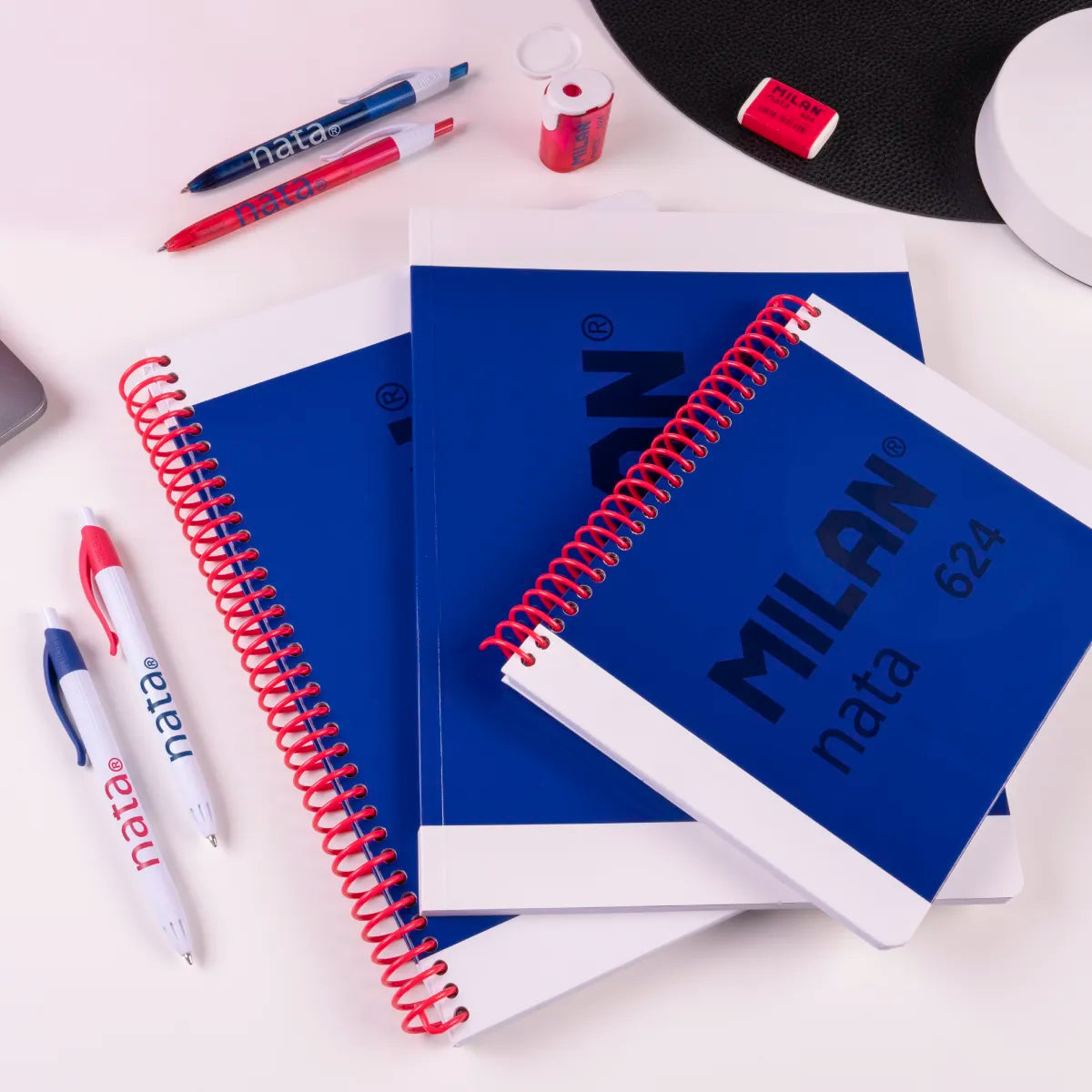 Pack 3 cuadernos A5 con espiral y tapa dura, 80 hojas blancas de 95 gr/m², colección MILAN nata® 624 since 1918