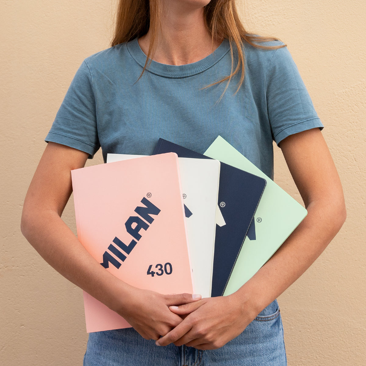 Libretas A4 encoladas, papel cuadriculado 5 x 5 mm, 48 hojas de 95 gr/m², colección 430 since 1918 (pack 4 unidades)