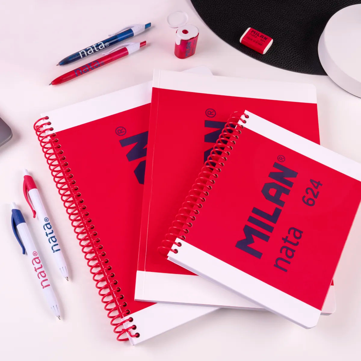 Pack 3 cuadernos A5 con espiral y tapa dura, papel a líneas (7 mm), 80 hojas de 95 gr/m², colección MILAN nata® 624 since 1918