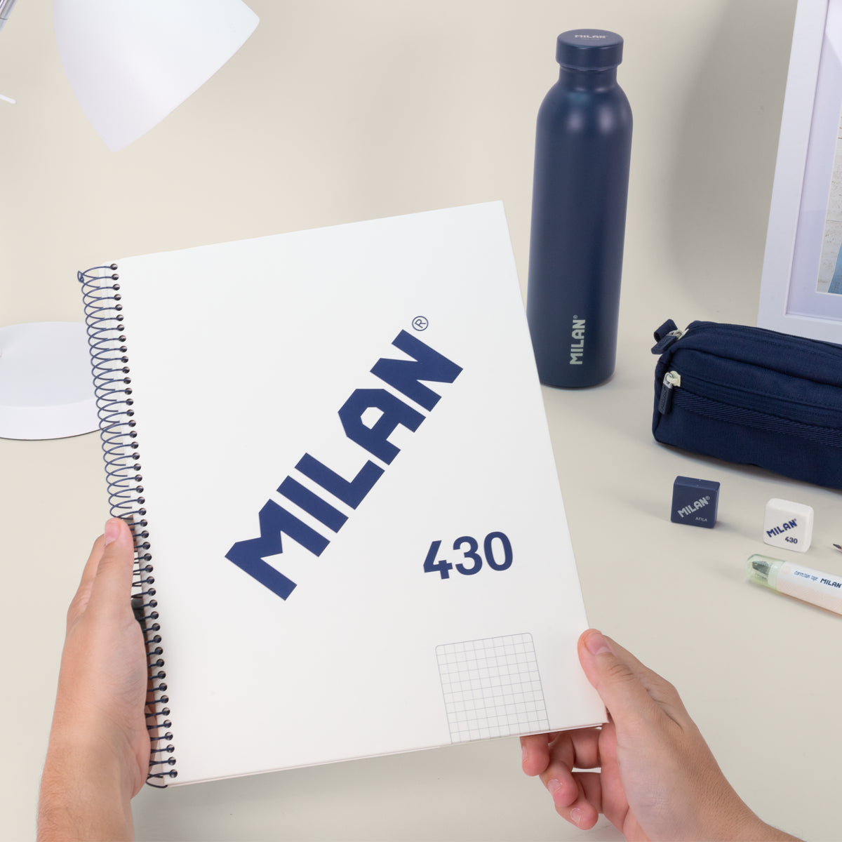 Llibreta A4 amb espiral i tapa dura, quadrícula 5 x 5 mm, 80 fulls de 95 gr/m², 430 since 1918