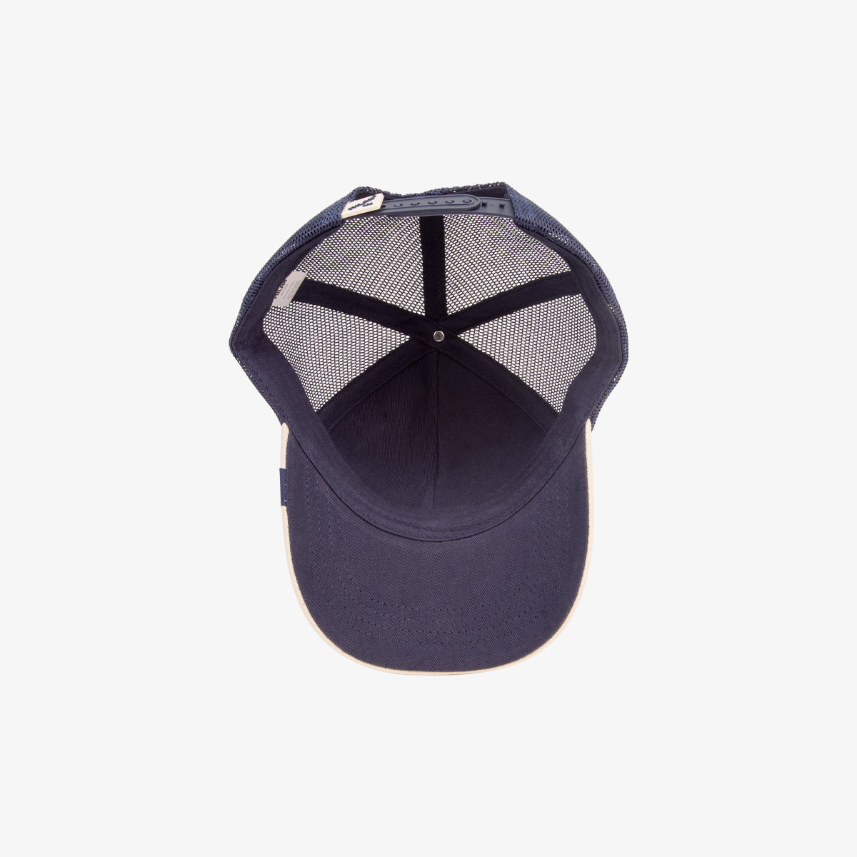 Gorra 1918, inspirada en les gomes d'esborrar MILAN