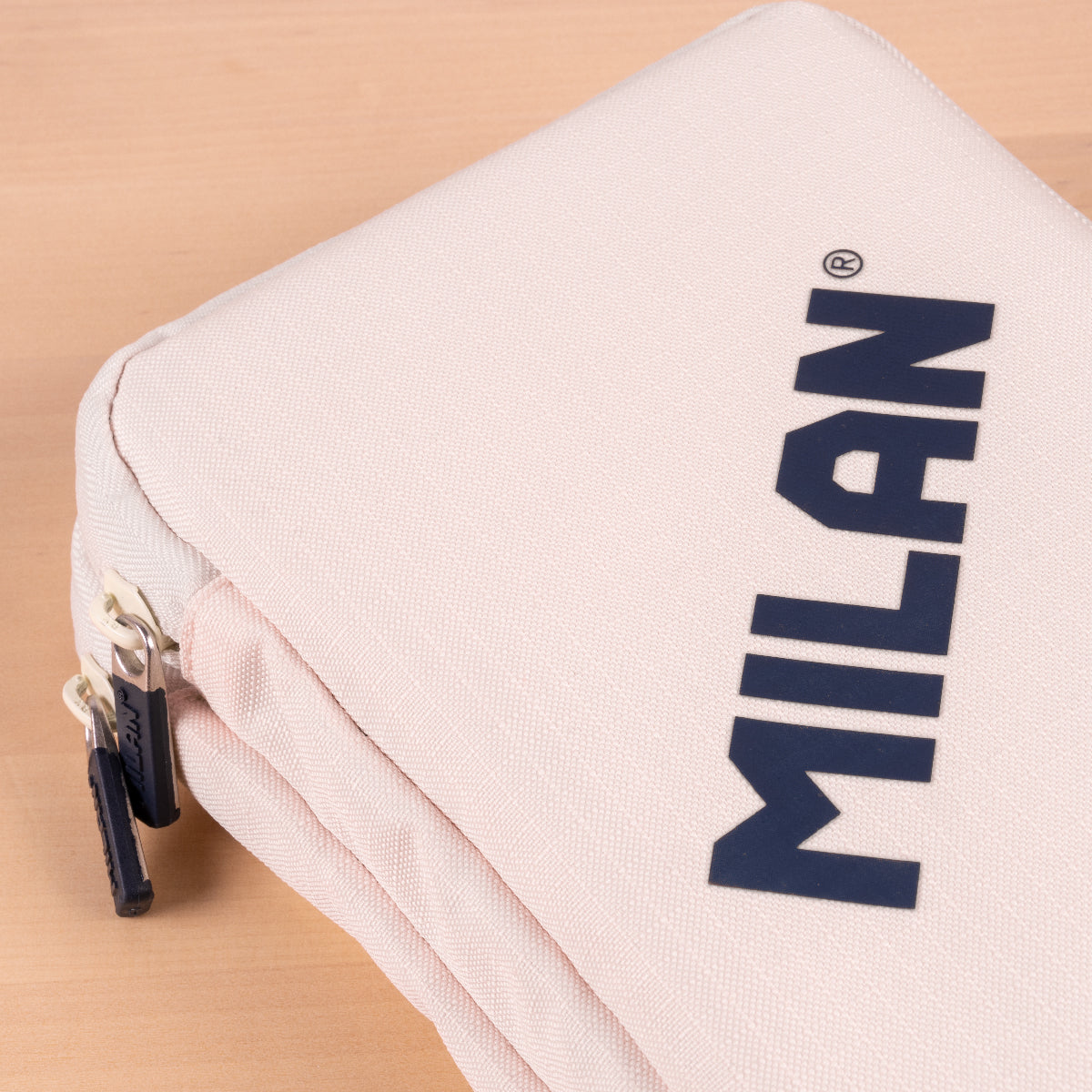 Estuche escolar dos pisos goma MILAN 430 since 1918