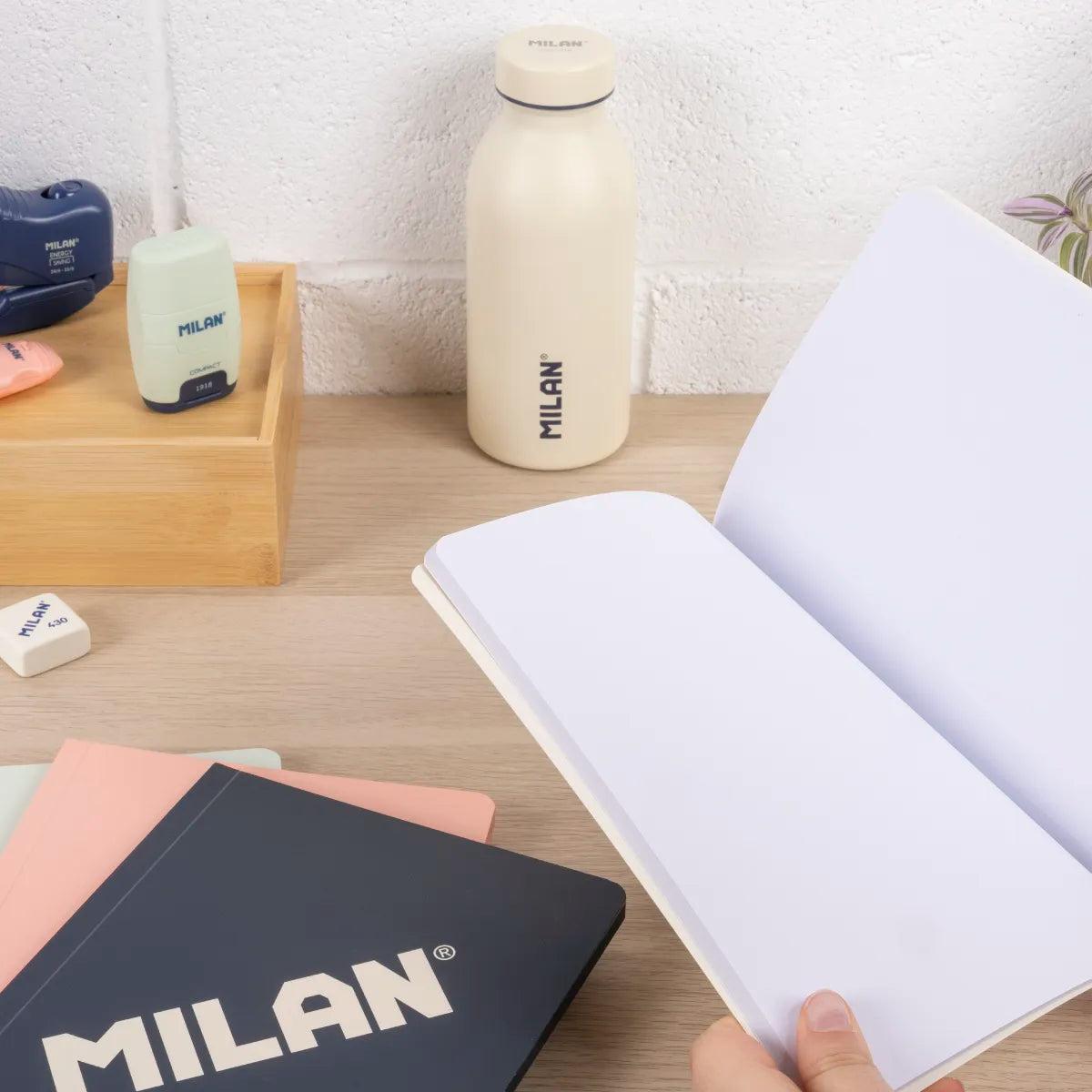 Libreta A5 encolada, 48 hojas blancas de 95 gr/m², 430 since 1918