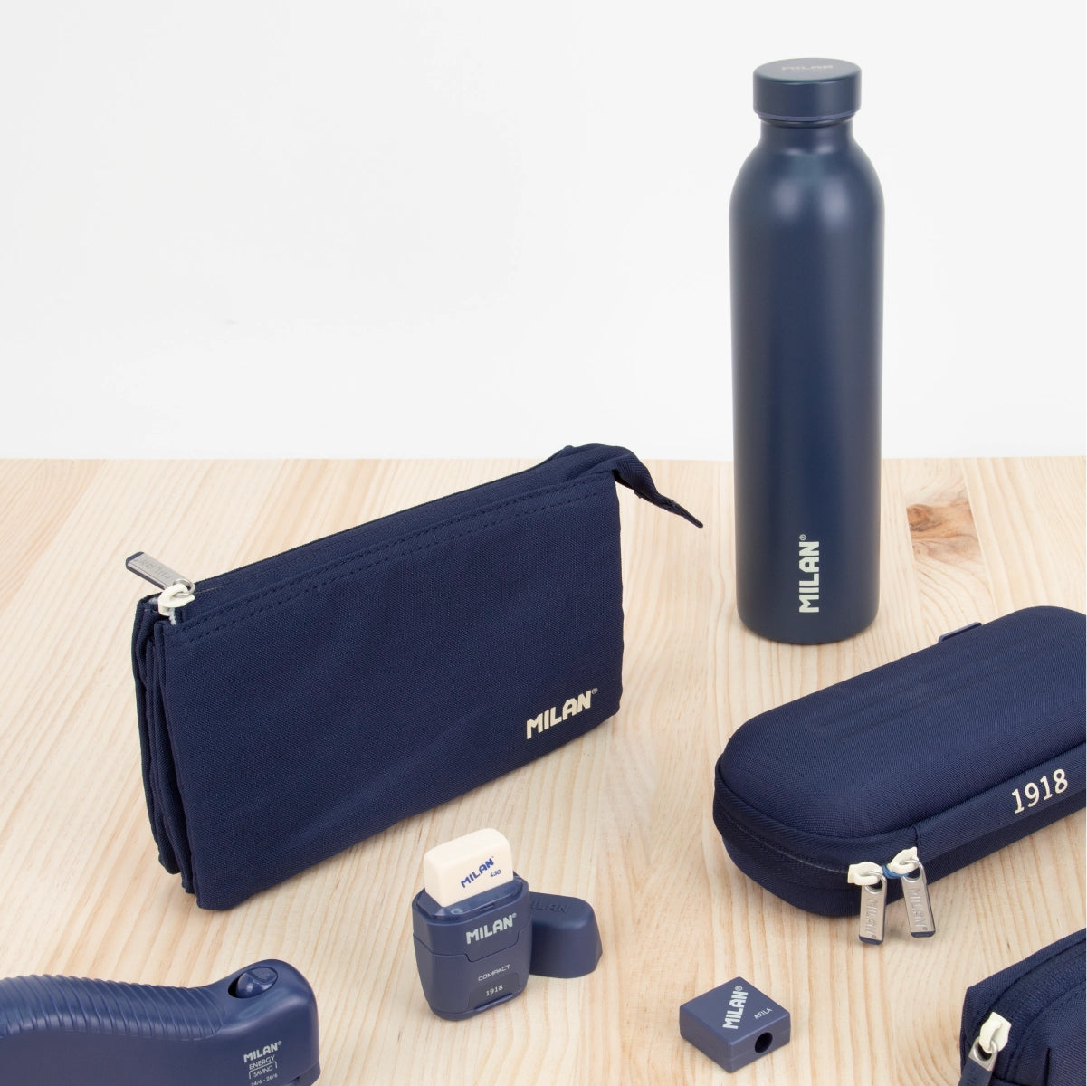 Estuche con 5 compartimentos, 430 since 1918