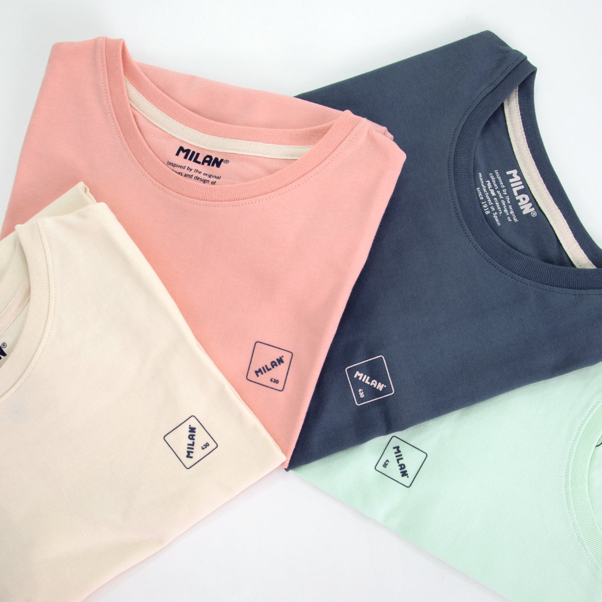 Camiseta mujer Slim Fit 430 since 1918, inspirada en las gomas de borrar MILAN