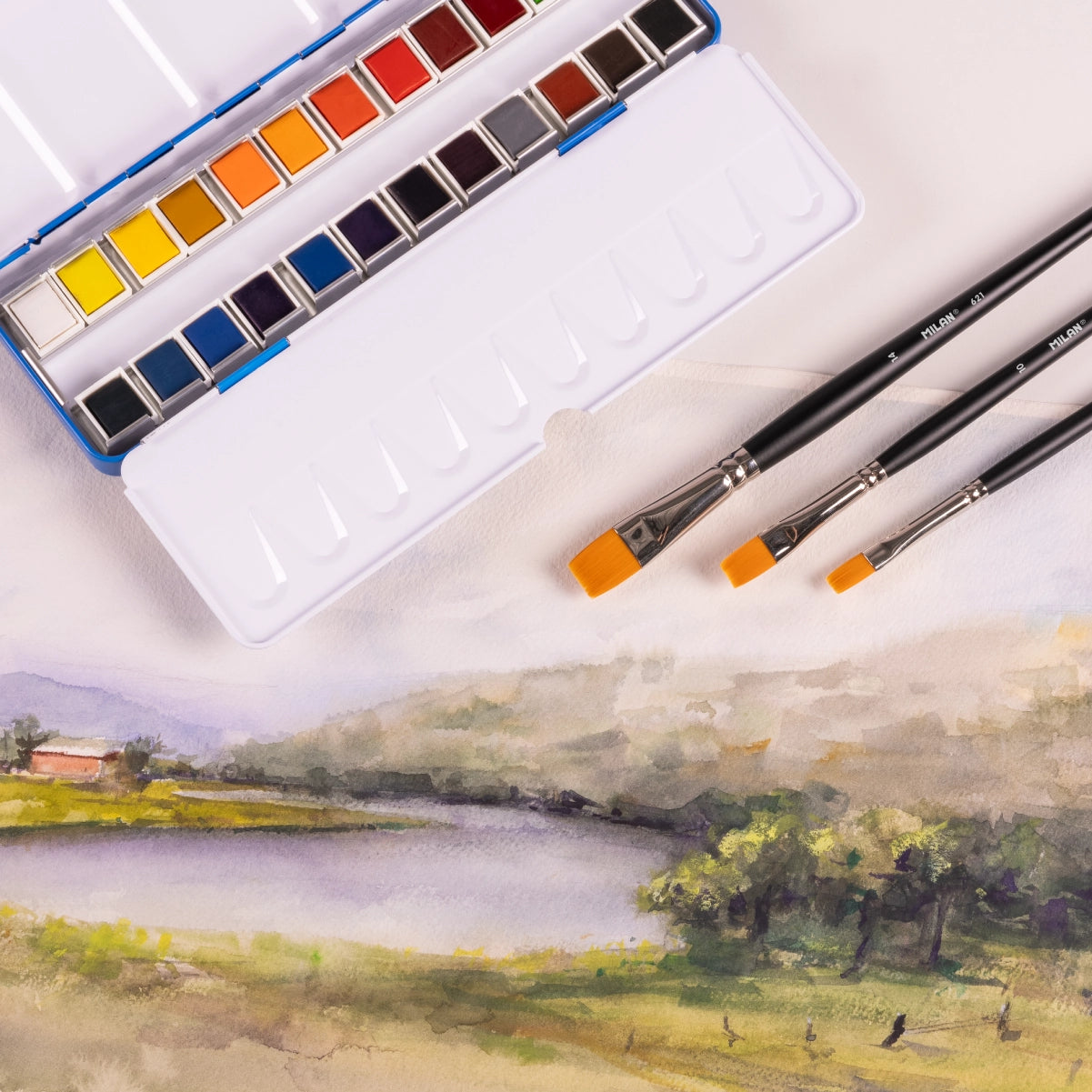 24 aquarel·les mig godet MILAN Art, en capsa metàl·lica