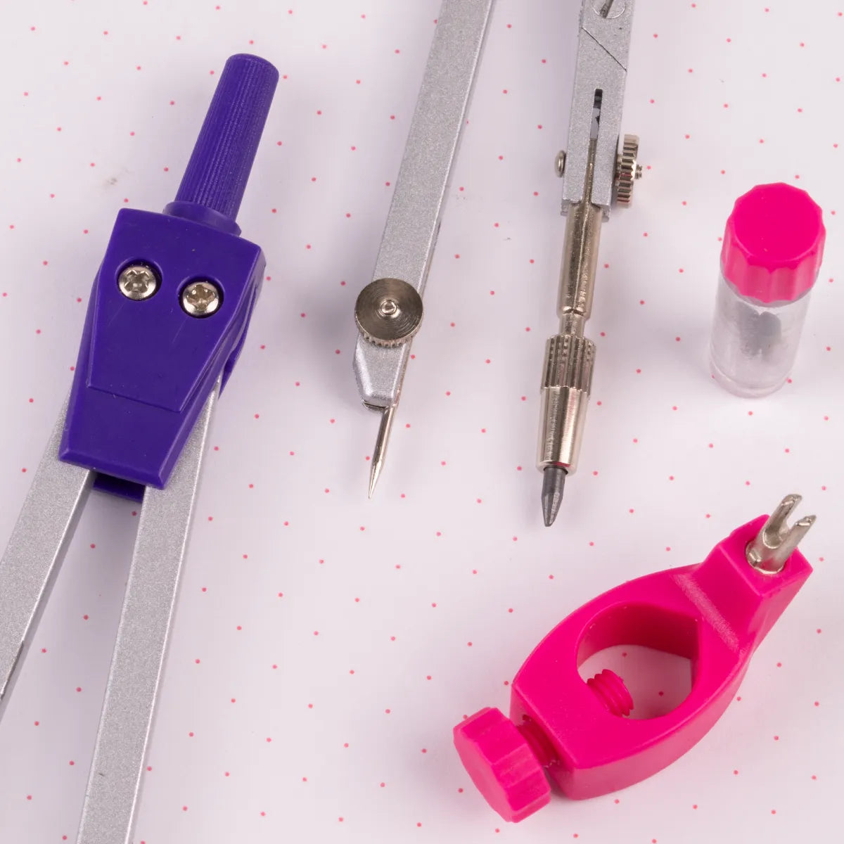 Caja compás con pata articulada, Acid