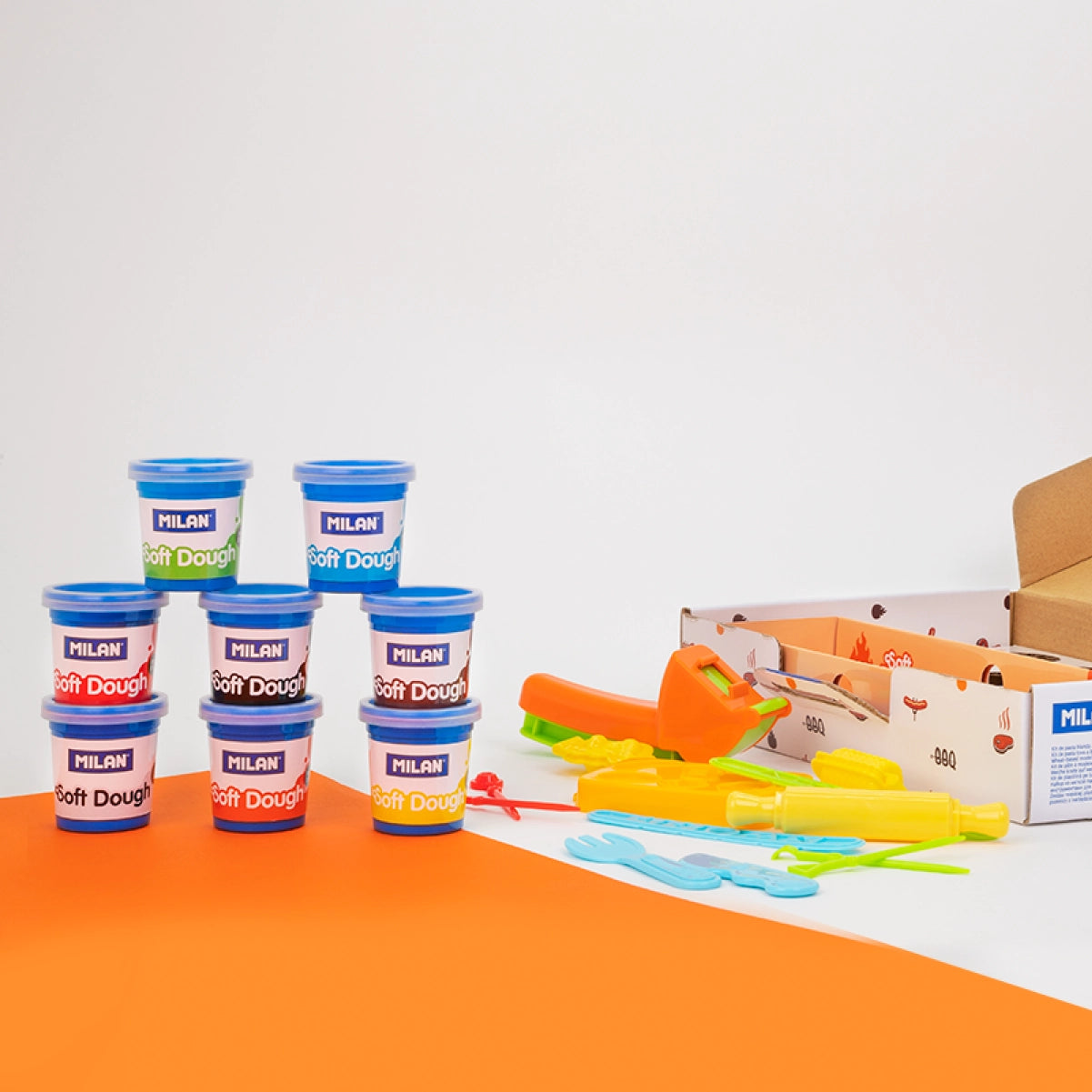 Kit Soft Dough de pasta blanda con herramientas 'Barbacoa'