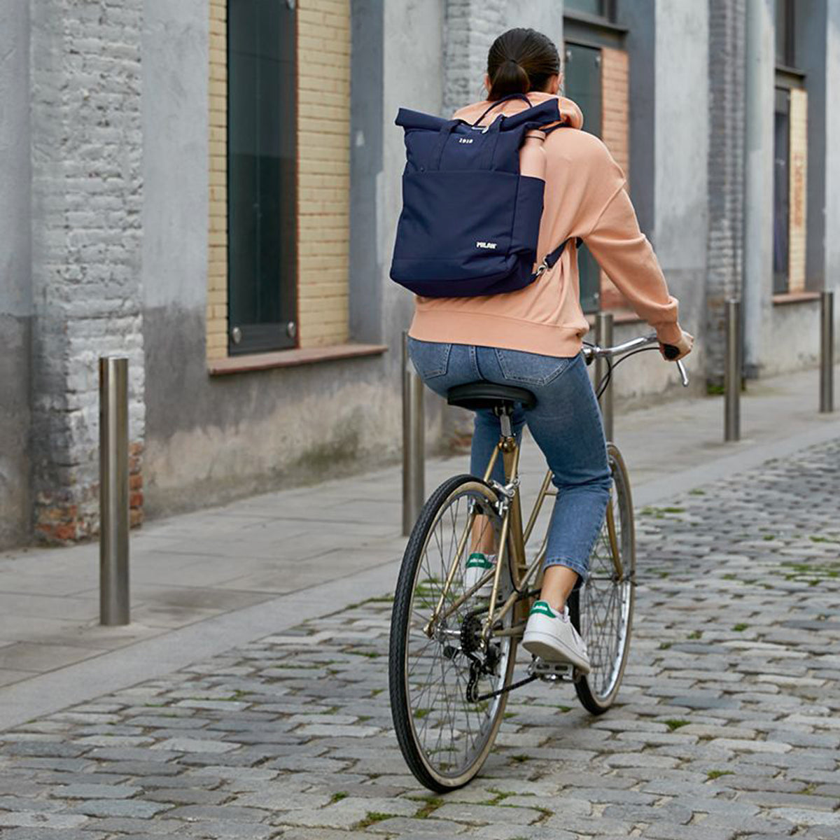 Pack URBAN 430 since 1918: mochila enrollable + funda + botella