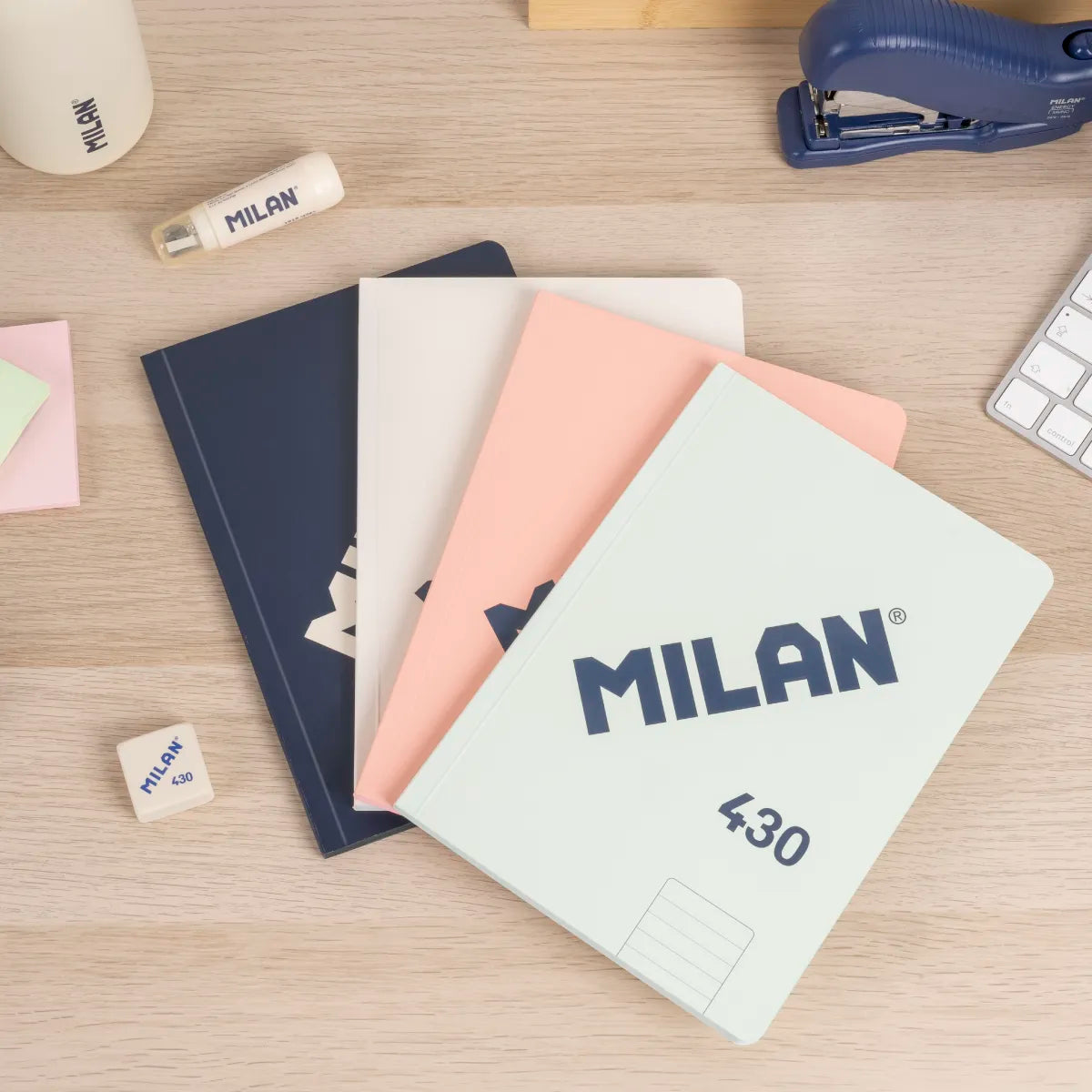 Libreta A5 encolada, papel a líneas, 48 hojas de 95 gr/m², 430 since 1918