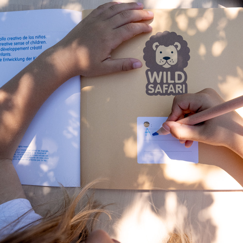 Cuaderno para colorear 'Wild safari'